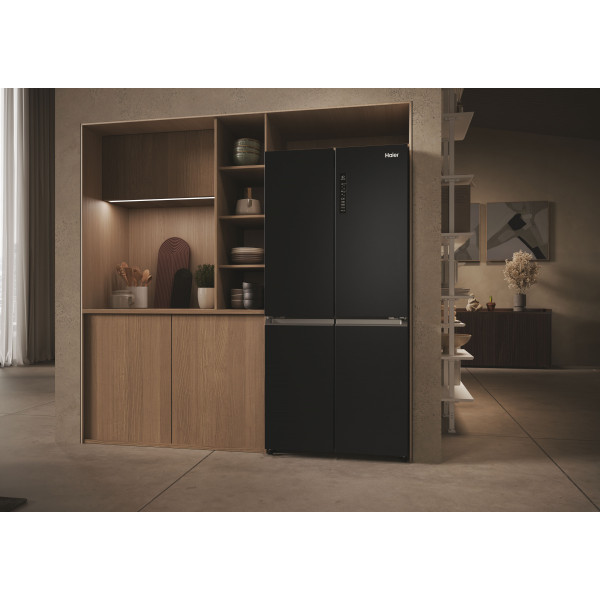 Фото - Холодильник Haier HCR3818ENPT