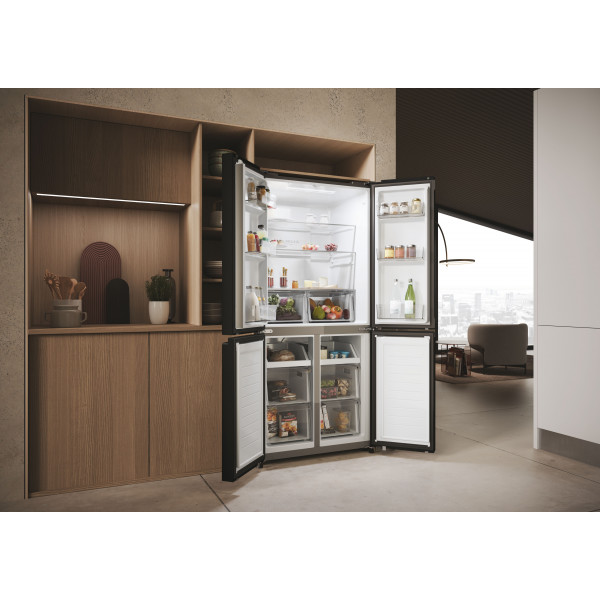 Фото - Холодильник Haier HCR3818ENPT
