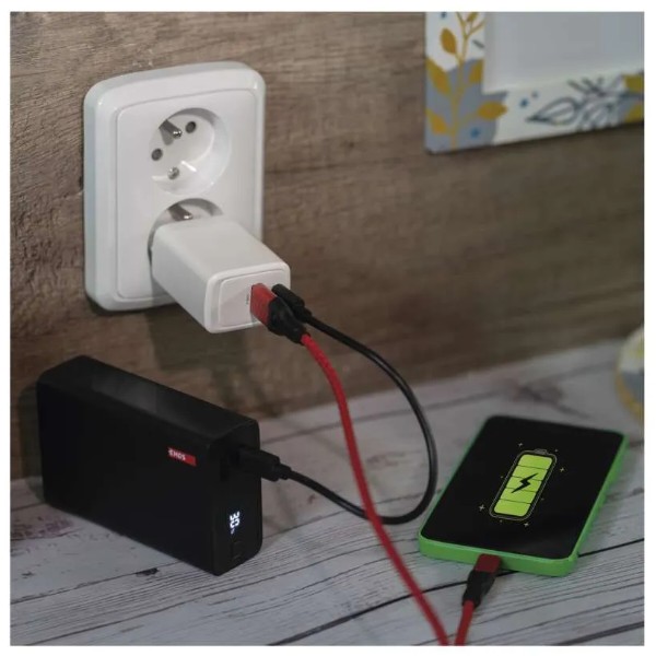 Фото - Сетевое зарядное устройство EMOS V04G45 1xUSB-A, 1xUB-C 20W 220V PD (V04G45)