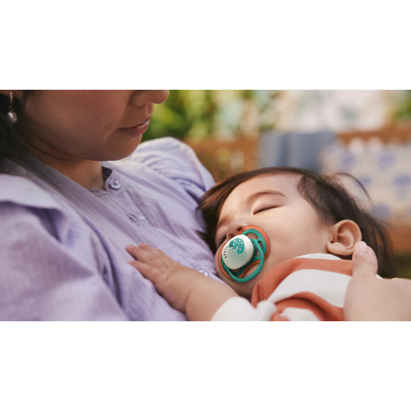 Фото - Ортодонтична пустушка Philips Avent Ultra Air Нічна, 6-18 міс. (SCF376/28)