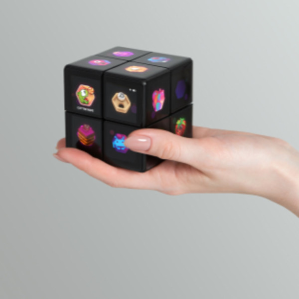 Фото - Игровая приставка портативная Rubik's WOWCube (Ф32998)