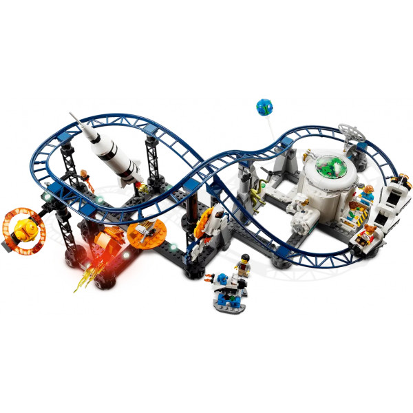 Фото - Конструктор LEGO Creator 3 v 1 Космічні гірки (31142)