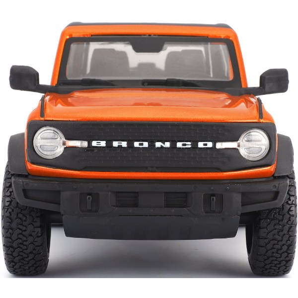 Фото - Коллекционная машинка 1:24 Maisto Ford Bronco, масштаб 1:24 (31530 met. orange)