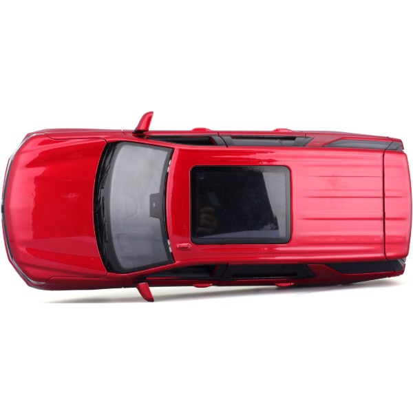 Фото - Колекційна машинка 1:24 Maisto 2021 Chevy Tahoe, масштаб 1:24 (31533 red)