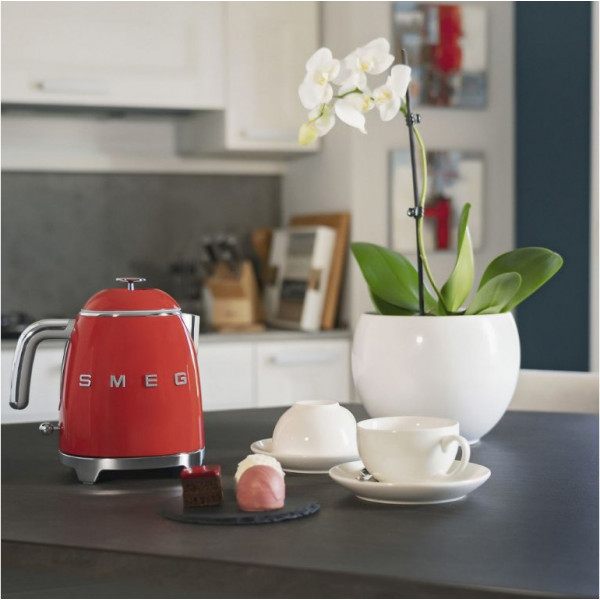 Фото - Электрический чайник Smeg KLF05RDEU