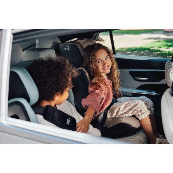 Фото - Автокресло Britax-Romer KIDFIX PRO Classic Space Black