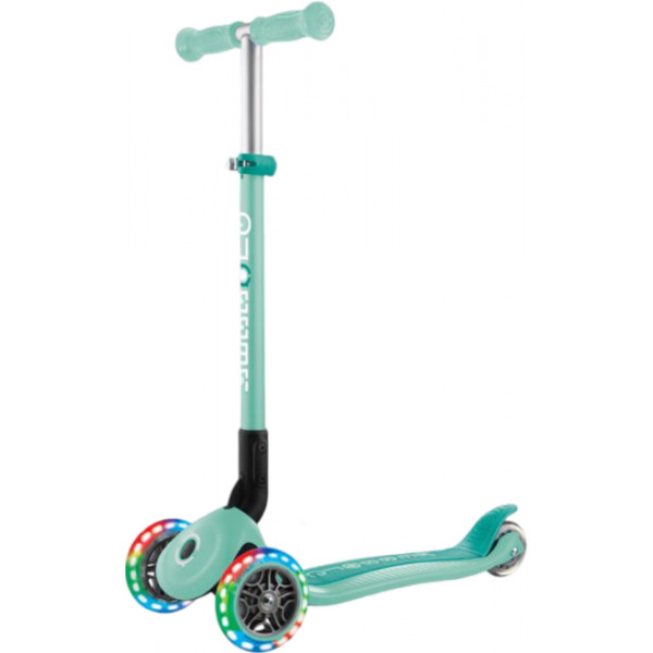 Триколісний