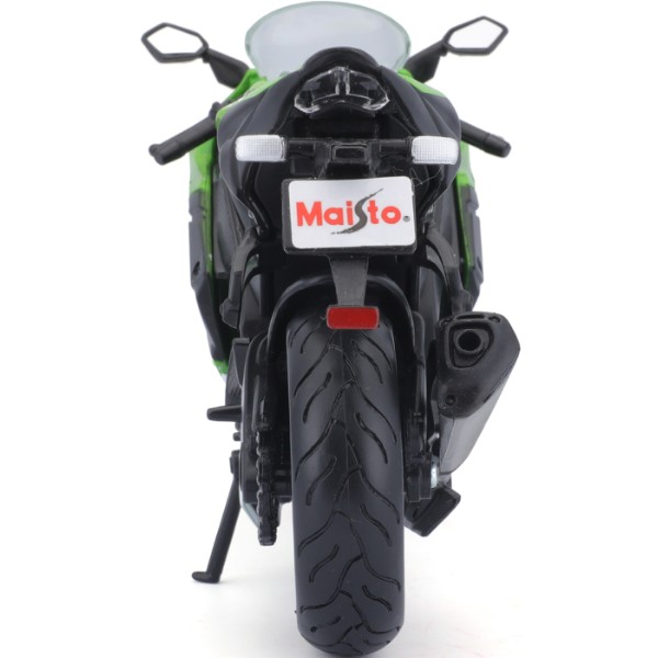 Фото - Коллекционная машинка 1:12 Maisto Kawasaki Ninja ZX-10R (31101-10011)