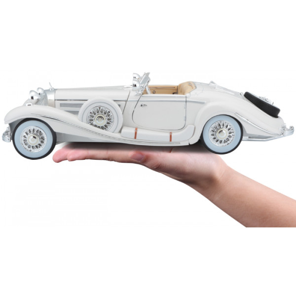 Фото - Колекційна машинка 1:24 Maisto 1936 Mercedes-Benz 500K  Specialroadster (36055 white)