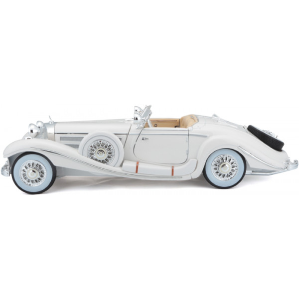 Фото - Колекційна машинка 1:24 Maisto 1936 Mercedes-Benz 500K  Specialroadster (36055 white)