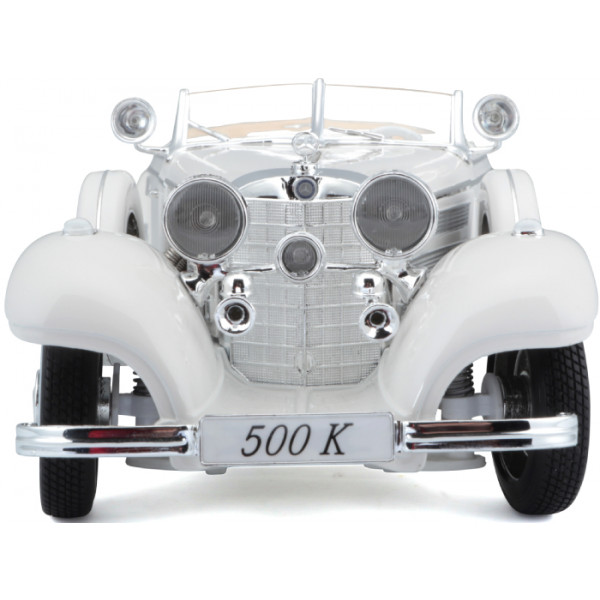 Фото - Колекційна машинка 1:24 Maisto 1936 Mercedes-Benz 500K  Specialroadster (36055 white)