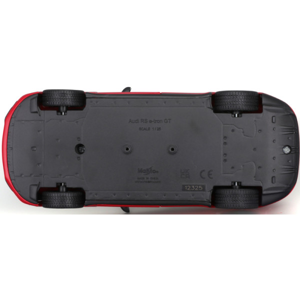 Фото - Коллекционная машинка 1:24 Maisto 2022 Audi RS e-tron GT (32907 red)