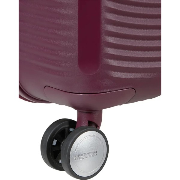 Фото - Валіза American Tourister Soundbox 67 см бордовий (32G*50002)