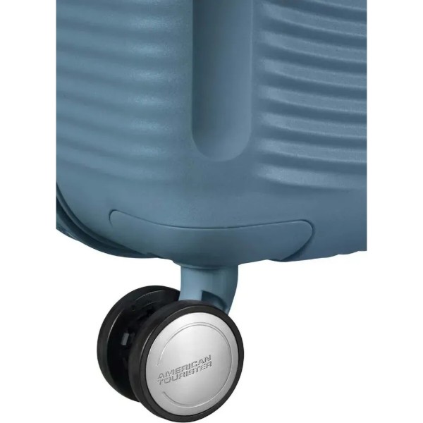 Фото - Валіза American Tourister Soundbox 67 см сіро-синій (32G*51002)