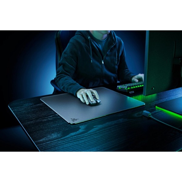 Фото - Коврик для мыши игровой Razer Atlas Black (RZ02-04890100-R3M1)