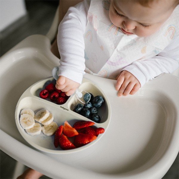 Фото - Тарілка для малюка BabyOno на три секції з присоскою Бежевий (1482/04)