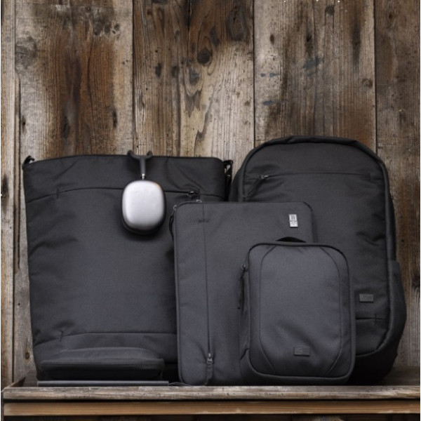 Фото - Чехол для наушников Case Logic Invigo Eco Accessory Case INVIAC-102 Black (3205108)