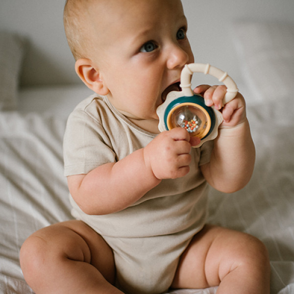 Фото - Брязкальце BabyOno Квіточка (1586)