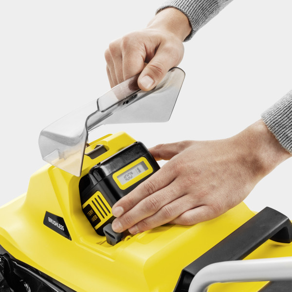 Фото - Газонокосарка акумуляторна Karcher LMO 2-18 (1.445-400.0)