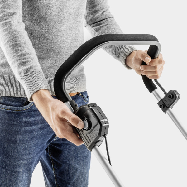 Фото - Газонокосарка акумуляторна Karcher LMO 2-18 (1.445-400.0)