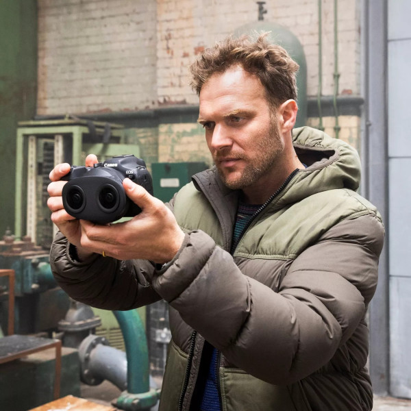 Фото - Об'єктив до фотокамери Canon RF 3.9mm f/3.5 Dual Fisheye (6578C005)