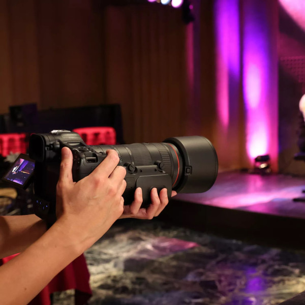 Фото - Об'єктив до фотокамери Canon RF 70-200mm f/2.8 L IS USM Z Black (6593C005)