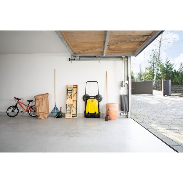 Фото - Подметальная машина Karcher S 4 Twin (1.766-365.0)