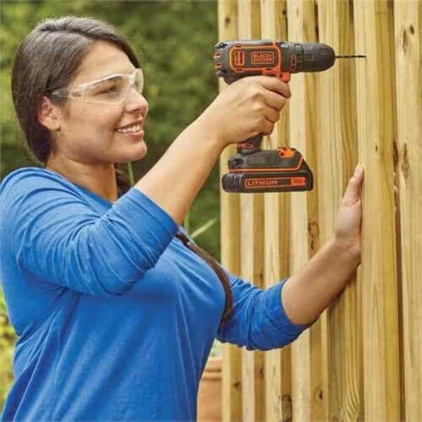 Фото - Дрель-шуруповерт Black&Decker BDCDD12B