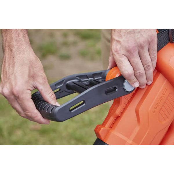 Фото - Садовий пилосос Black&Decker BCBLV3625L1