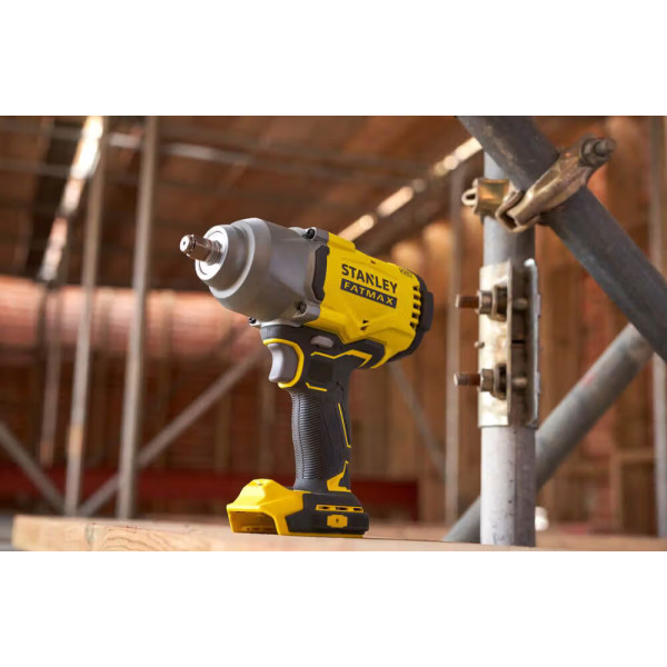 Фото - Гайковерт акумуляторний Stanley FatMax (SFMCF940M1)