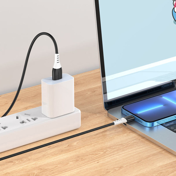 Фото - Кабель синхронізації даних HOCO X82 USB to iP 2.4A, 1m Black (6931474768537)