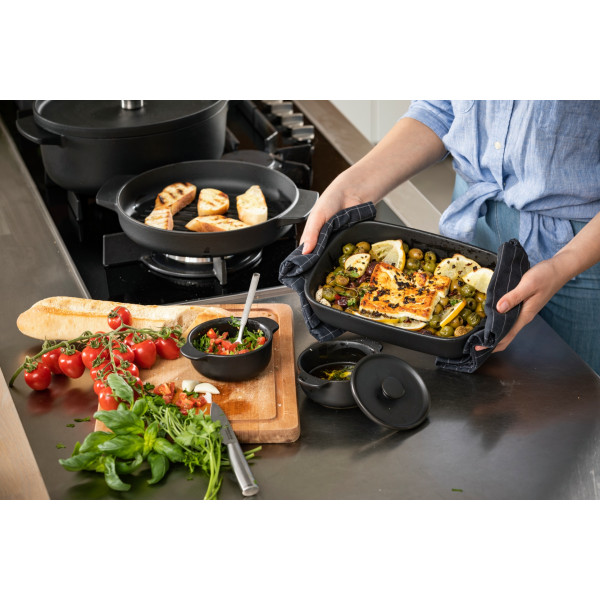 Фото - Кастрюля KitchenAid Matte Oven-to-table 5,6 л (CC004900-001)