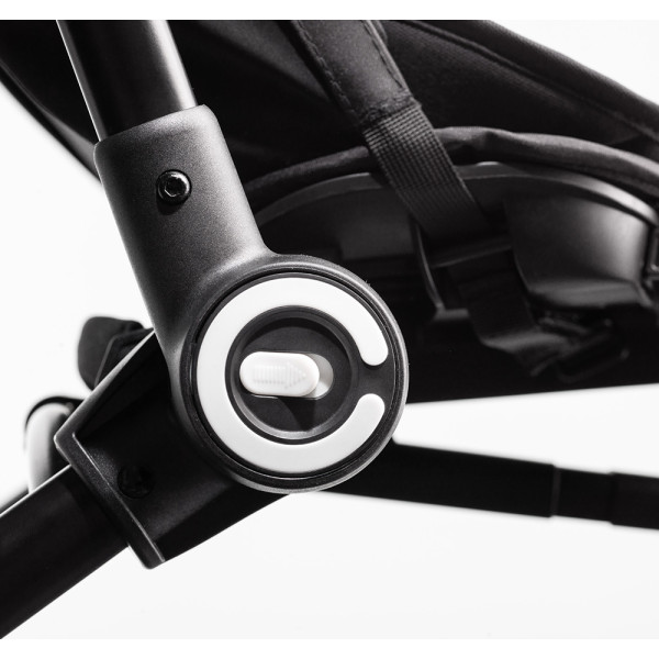 Фото - Триколісний велосипед smarTrike Traveler Black (5900800)