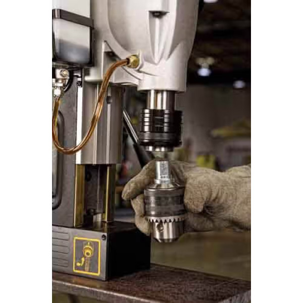 Фото - Станок DeWALT DWE1622K