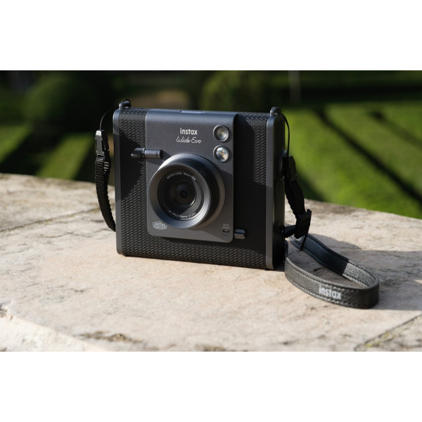 Фото - Фотокамера миттєвого друку Fujifilm Instax Wide EVO BLACK (16840933)