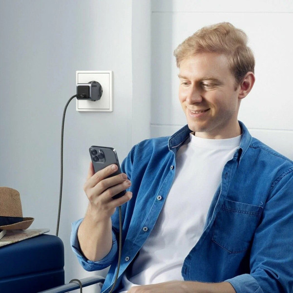 Фото - Мережевий зарядний пристрій UGREEN X703 Nexode Pro 30W USB-C GaN Fast Charger Gray (35006)