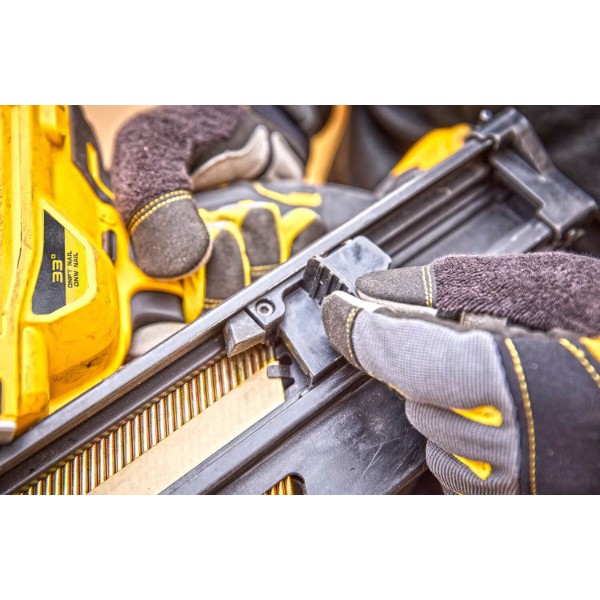 Фото - Гвоздезабиватель DeWALT DCN930P2