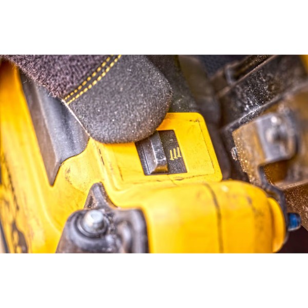 Фото - Гвоздезабиватель DeWALT DCN930P2