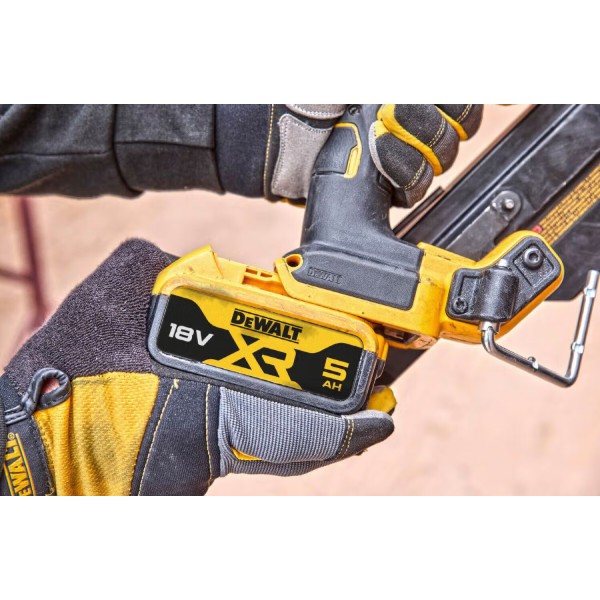 Фото - Гвоздезабиватель DeWALT DCN930P2