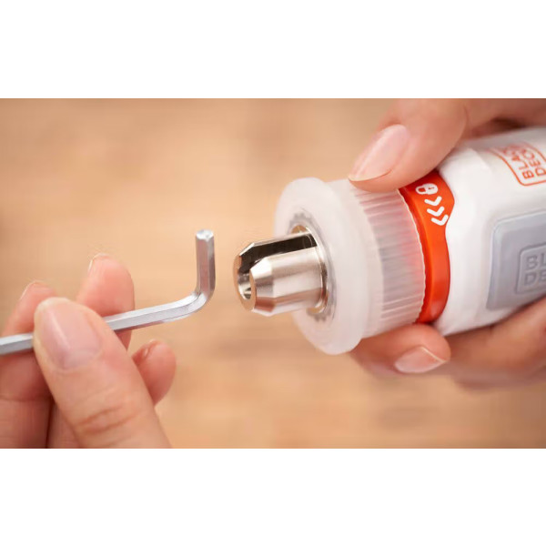 Фото - Акумуляторна викрутка Black&Decker BCRTA01