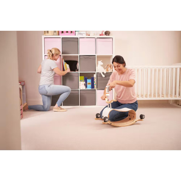 Фото - Акумуляторна викрутка Black&Decker BCRTA01