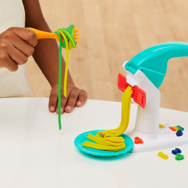 Фото - Набори для ліплення Hasbro Маленький кухонний набір F3465 PD LIL NOODLE PLAYSET (F3159_F3465)