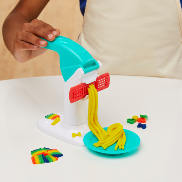 Фото - Набори для ліплення Hasbro Маленький кухонний набір F3465 PD LIL NOODLE PLAYSET (F3159_F3465)