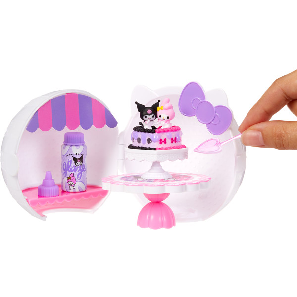 Фото - Набір ігрових фігурок MGA's Miniverse Sanrio S2 – СТВОРАЙ СТИЛЬ РАЗОМ З ХЕЛЛОУ КІТТІ І ДРУЗЯМИ (547235)