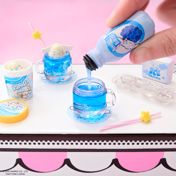 Фото - Набір ігрових фігурок MGA's Miniverse Sanrio S2 – СТВОРАЙ СТИЛЬ РАЗОМ З ХЕЛЛОУ КІТТІ І ДРУЗЯМИ (547235)
