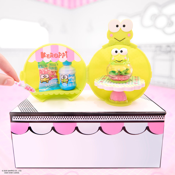 Фото - Набір ігрових фігурок MGA's Miniverse Sanrio S2 – СТВОРАЙ СТИЛЬ РАЗОМ З ХЕЛЛОУ КІТТІ І ДРУЗЯМИ (547235)