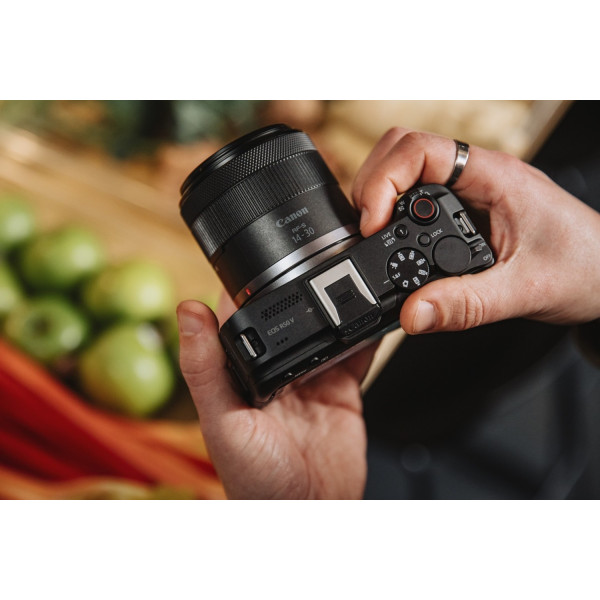 Фото - Фотокамера бездзеркальна Canon EOS R50 V RF-S 14-30 IS STM PZ Content Creator Kit (6895C030AA)