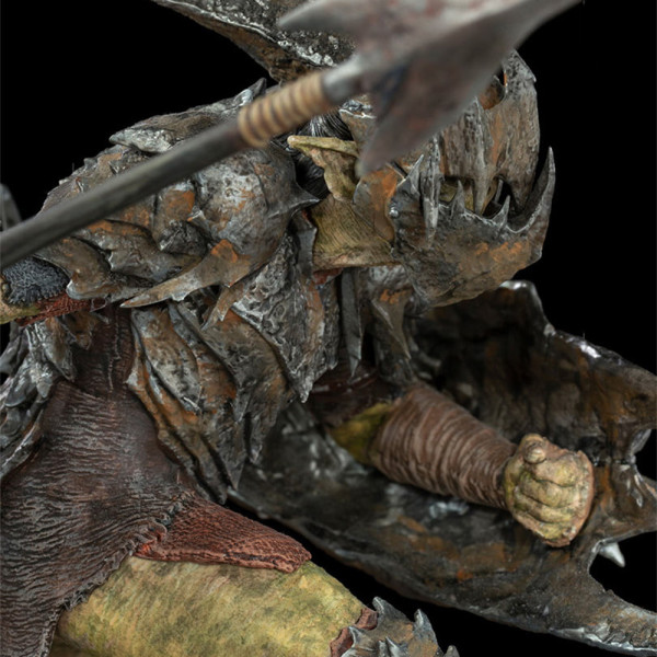 Фото - Колекційна фігурка Iron Studios LORD OF THE RINGS Armored Orc Art Scale 1/10 (WBLOR43021-10)
