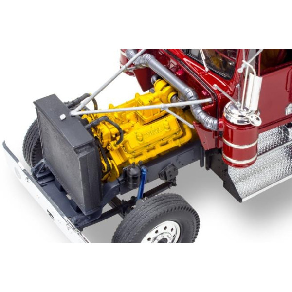 Фото - Набор для моделирования техники Revell Самосвал Kenworth W-900 (RVL-12628)