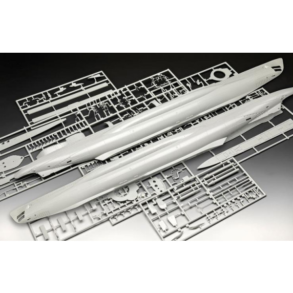 Фото - Набір для моделювання техніки Revell Німецький підводний човен типу VII C/41 (RVL-05163)